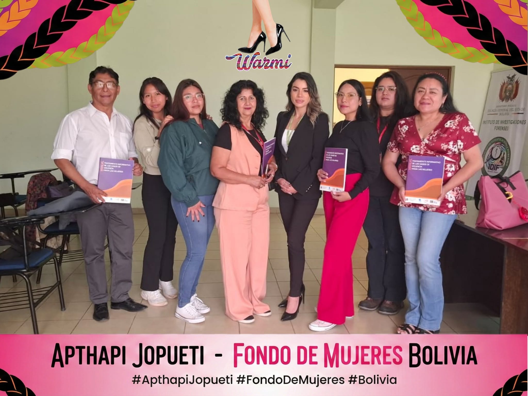Integrantes de WARMI durante la jornada de capacitación junto a la Fiscalía