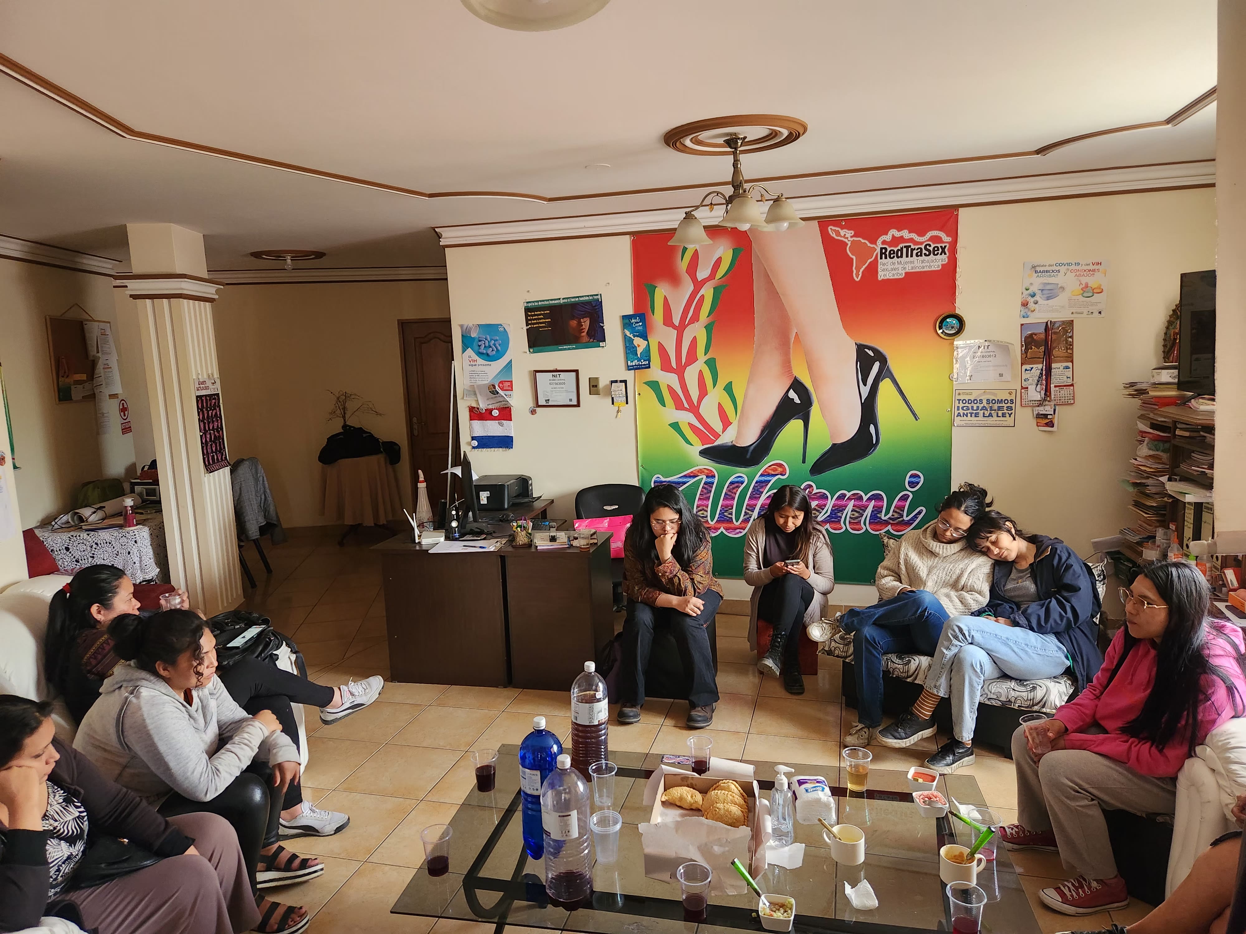 Lanzamiento del podcast Nos Dicen P*tas por Warmi y Colectivo Las Pulgas.