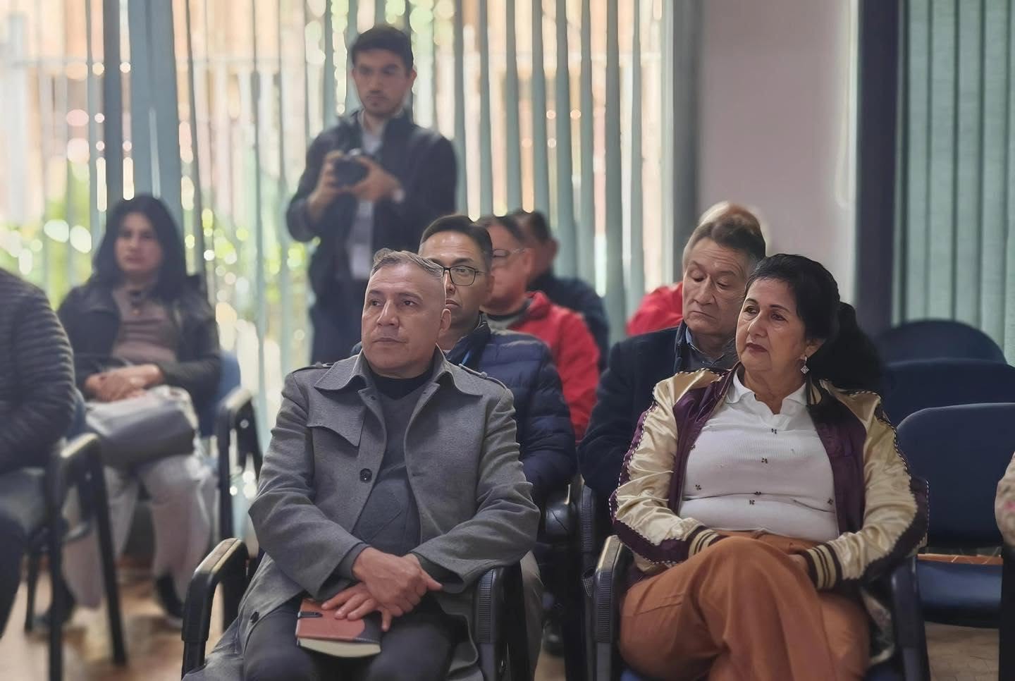 Integrantes de WARMI durante la reunión con la Defensoría del Pueblo